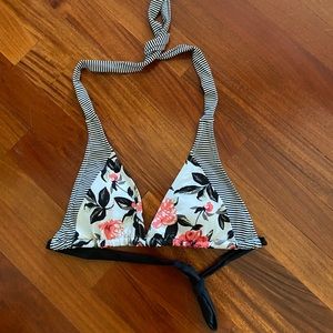 Cupshe floral swim top